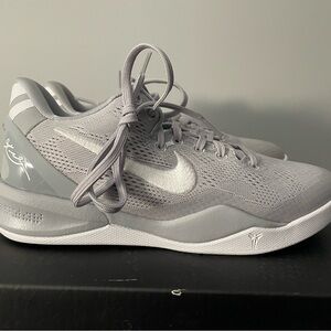 Boys Nike Kobe 8 VIII Protro Wolf grey size 4y new